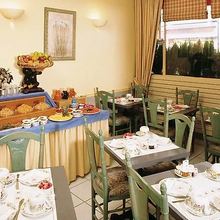 Hotel Vaneau Saint Germain París