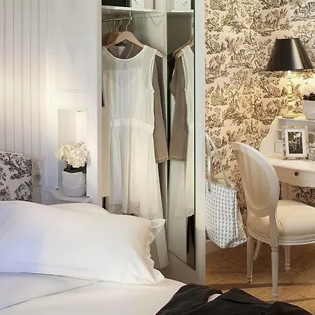 Отель Vaneau Saint Germain 3*