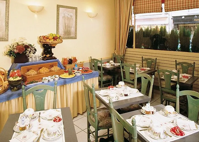 ホテル ヴァノー サン ジェルマン パリ